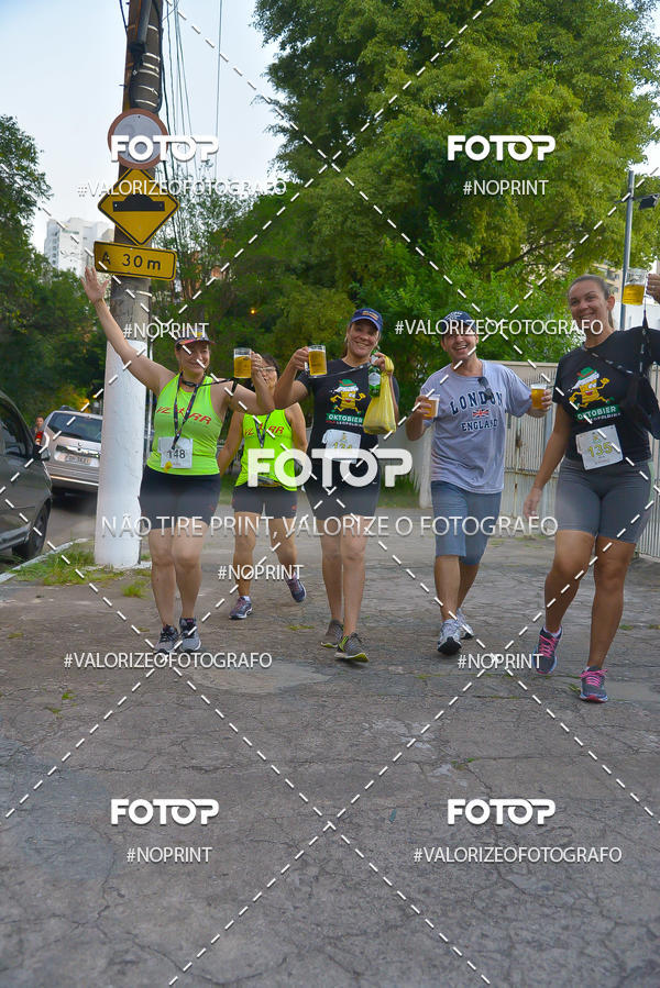 Buy your photos of the eventOktobier Corrida da Cerveja 2019 on Fotop