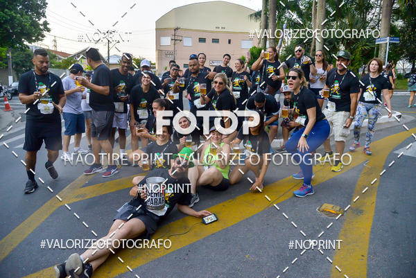 Buy your photos of the eventOktobier Corrida da Cerveja 2019 on Fotop