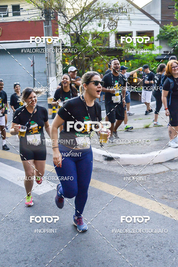 Buy your photos of the eventOktobier Corrida da Cerveja 2019 on Fotop