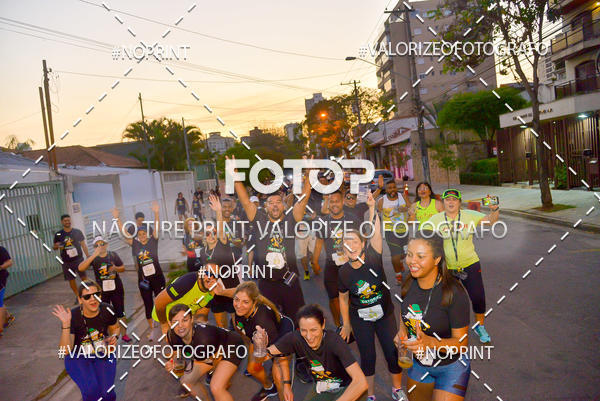 Buy your photos of the eventOktobier Corrida da Cerveja 2019 on Fotop