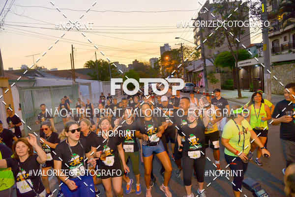 Buy your photos of the eventOktobier Corrida da Cerveja 2019 on Fotop