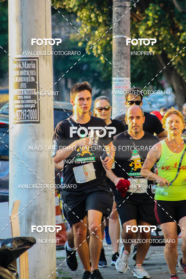 Buy your photos of the eventOktobier Corrida da Cerveja 2019 on Fotop