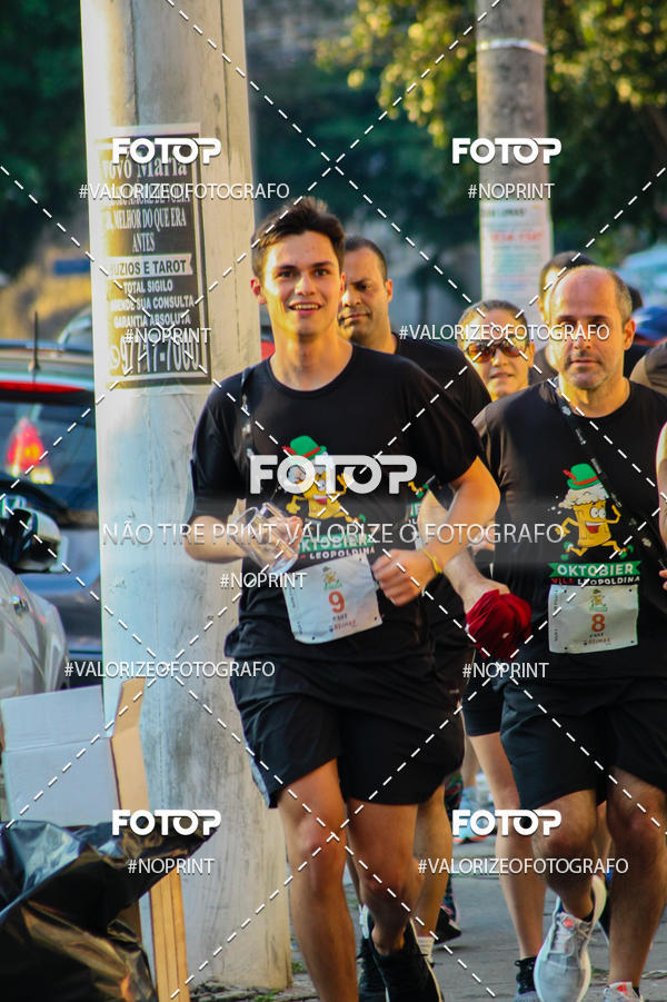 Buy your photos of the eventOktobier Corrida da Cerveja 2019 on Fotop
