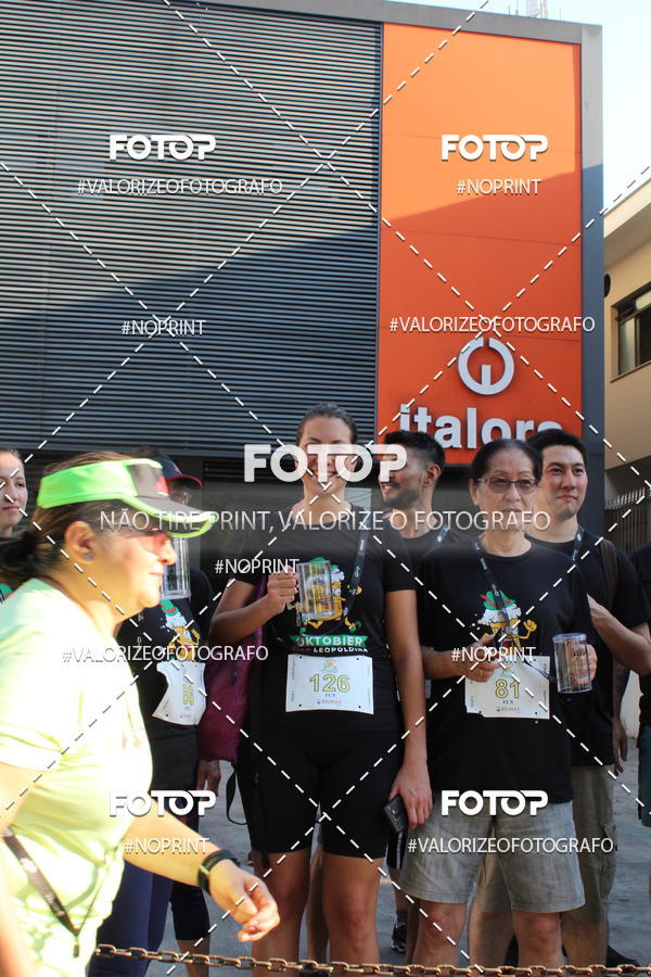 Buy your photos of the eventOktobier Corrida da Cerveja 2019 on Fotop