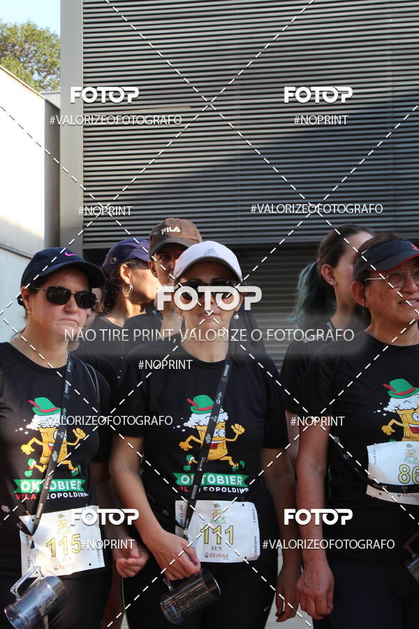 Buy your photos of the eventOktobier Corrida da Cerveja 2019 on Fotop