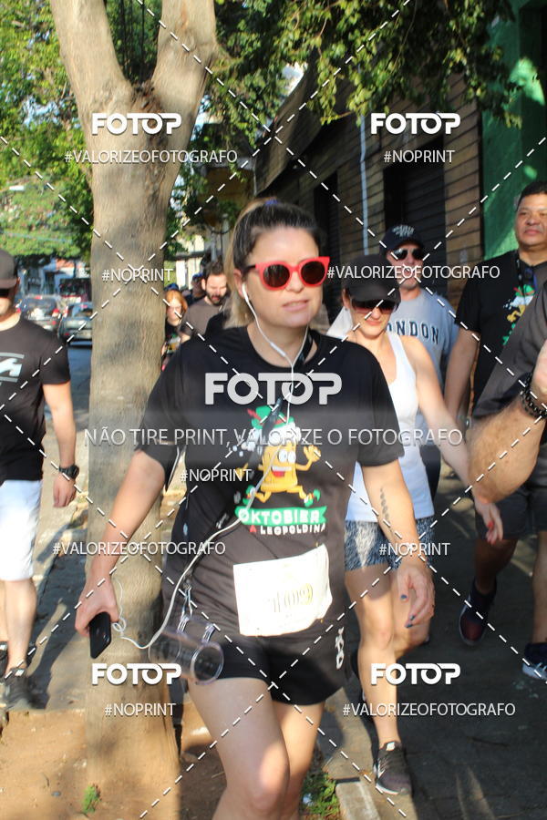 Buy your photos of the eventOktobier Corrida da Cerveja 2019 on Fotop