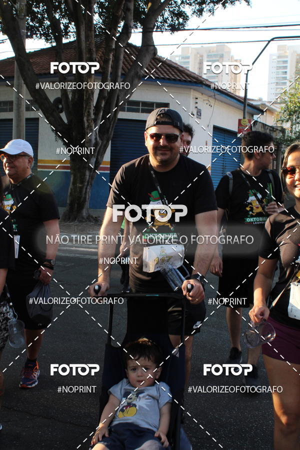 Buy your photos of the eventOktobier Corrida da Cerveja 2019 on Fotop