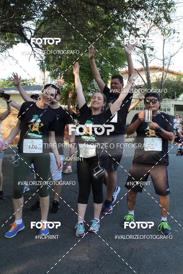 Buy your photos of the eventOktobier Corrida da Cerveja 2019 on Fotop