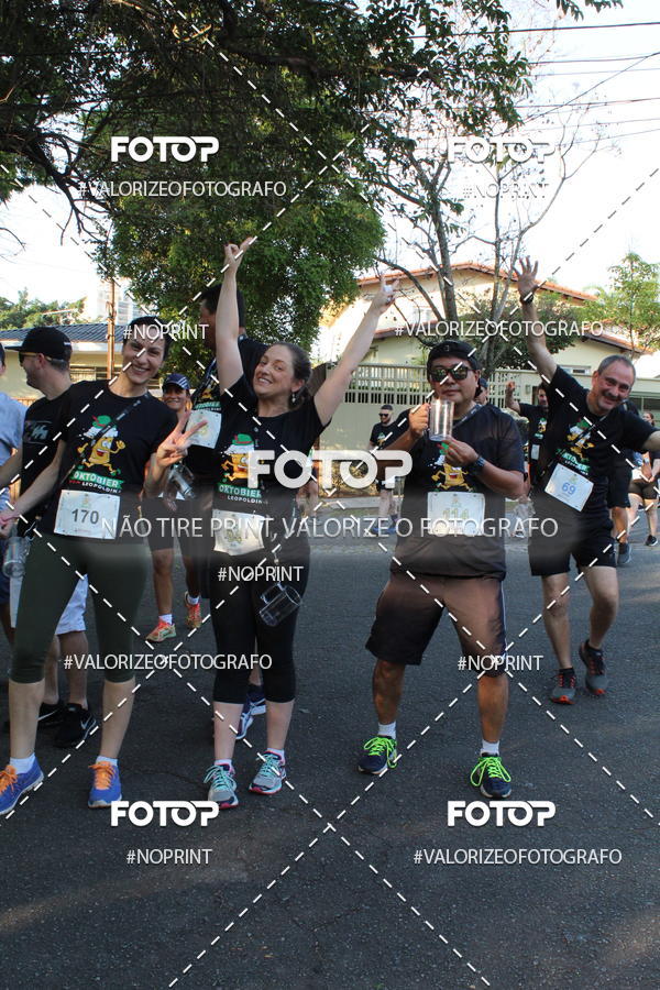Buy your photos of the eventOktobier Corrida da Cerveja 2019 on Fotop