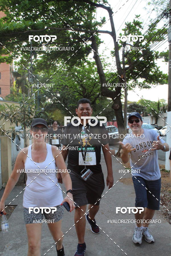 Buy your photos of the eventOktobier Corrida da Cerveja 2019 on Fotop