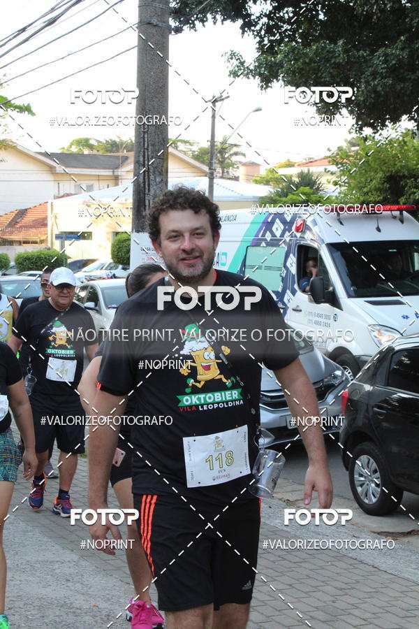 Buy your photos of the eventOktobier Corrida da Cerveja 2019 on Fotop
