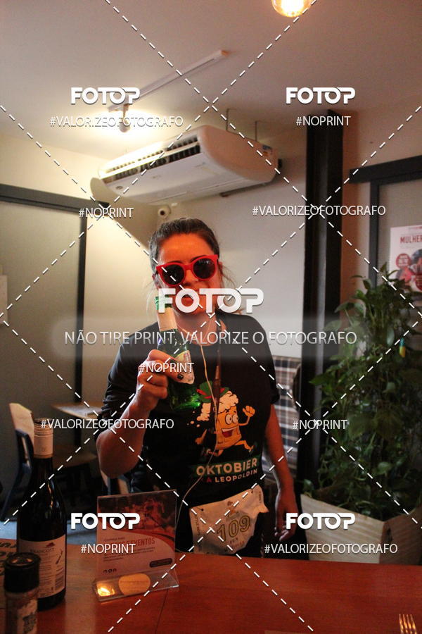 Buy your photos of the eventOktobier Corrida da Cerveja 2019 on Fotop