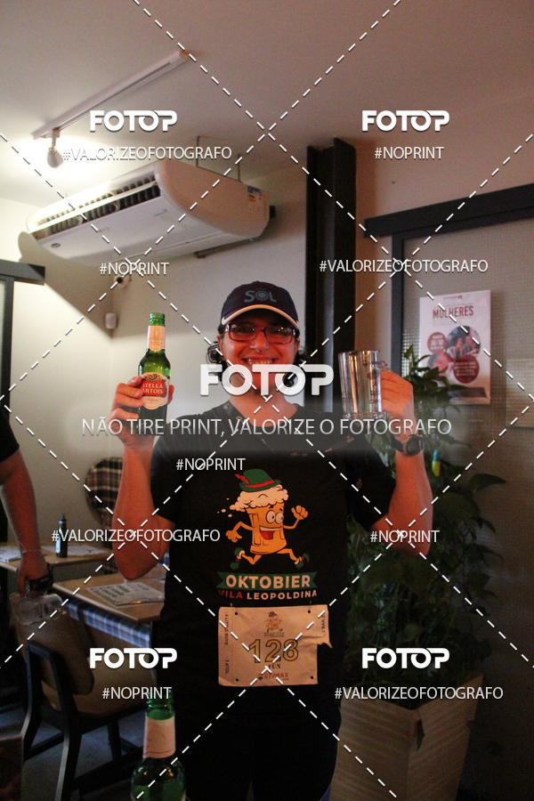 Buy your photos of the eventOktobier Corrida da Cerveja 2019 on Fotop