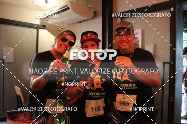 Buy your photos of the eventOktobier Corrida da Cerveja 2019 on Fotop