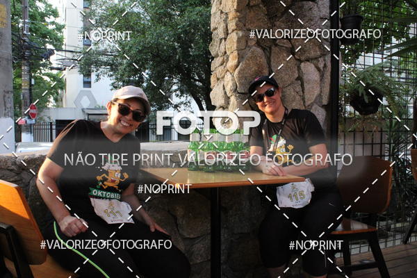 Buy your photos of the eventOktobier Corrida da Cerveja 2019 on Fotop