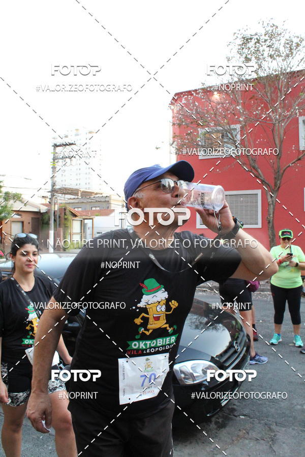 Buy your photos of the eventOktobier Corrida da Cerveja 2019 on Fotop