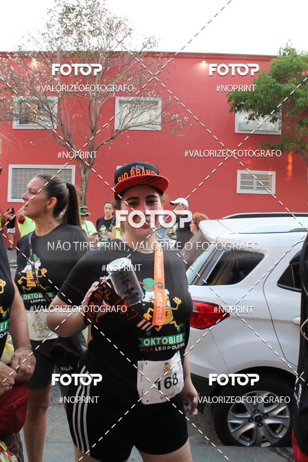 Buy your photos of the eventOktobier Corrida da Cerveja 2019 on Fotop