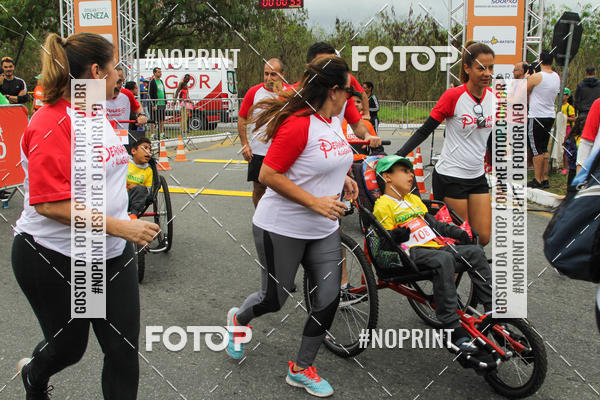Buy your photos of the eventII CORRIDA UNIMED VOLTA REDONDA on Fotop