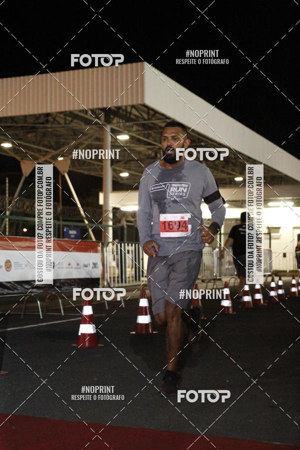 Achetez vos photos de l'vnementSANTANDER TRACK&FIELD RUN SERIES BH Airport sur Fotop