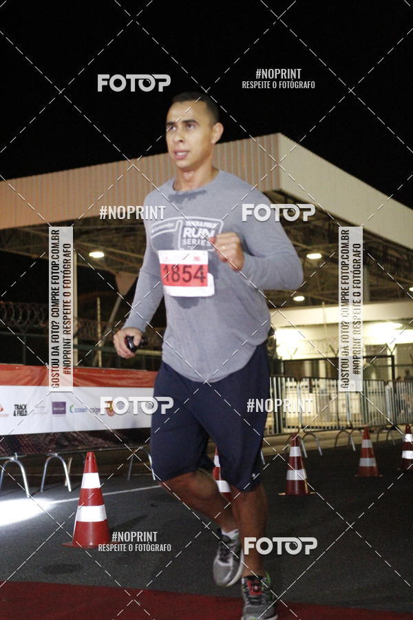 Compra tus fotos del eventoSANTANDER TRACK&FIELD RUN SERIES BH Airport En Fotop