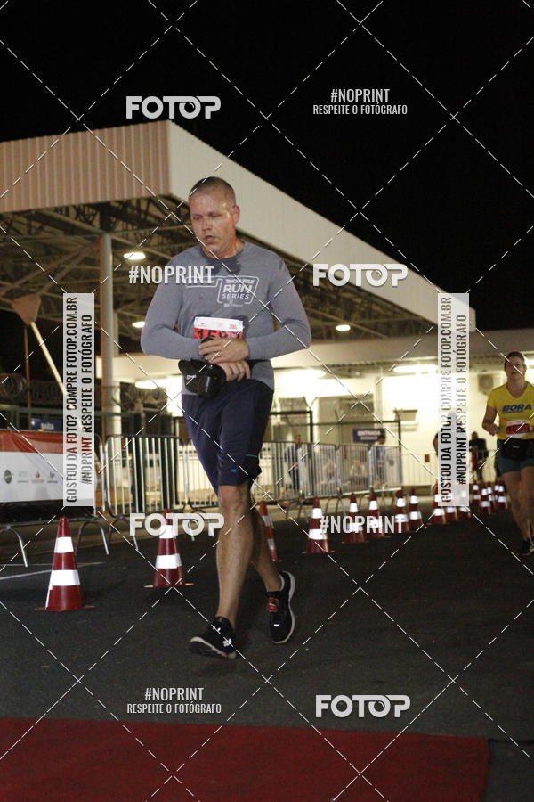 Compra tus fotos del eventoSANTANDER TRACK&FIELD RUN SERIES BH Airport En Fotop