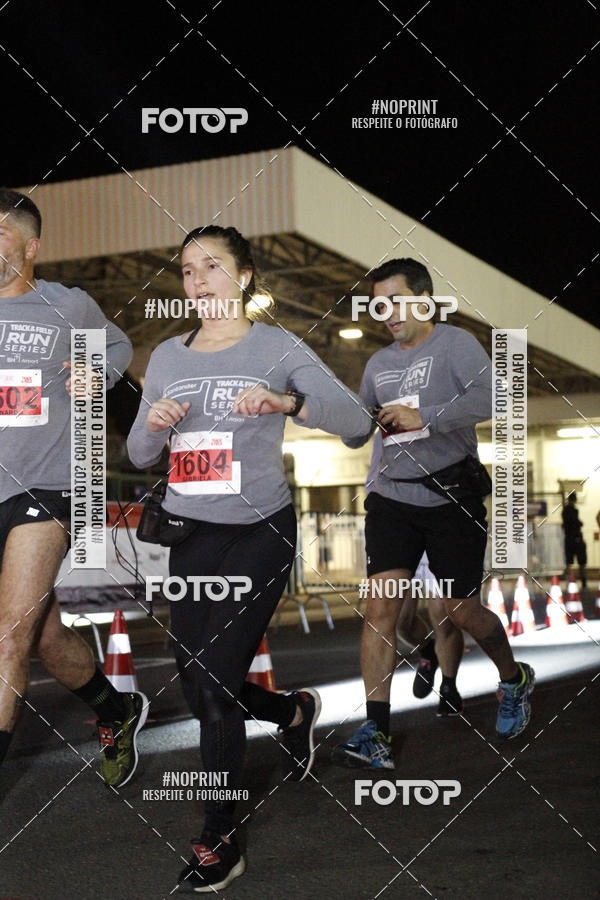 Achetez vos photos de l'vnementSANTANDER TRACK&FIELD RUN SERIES BH Airport sur Fotop