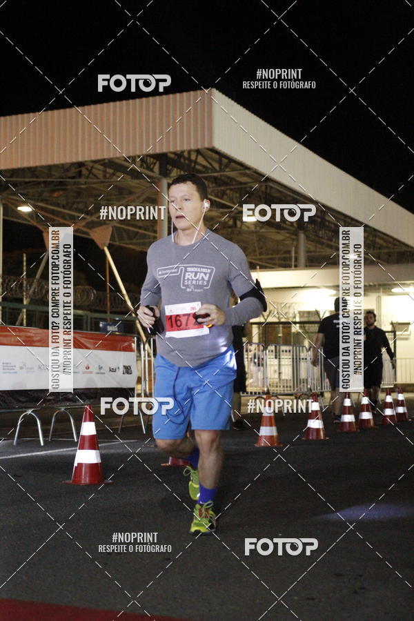 Compra tus fotos del eventoSANTANDER TRACK&FIELD RUN SERIES BH Airport En Fotop