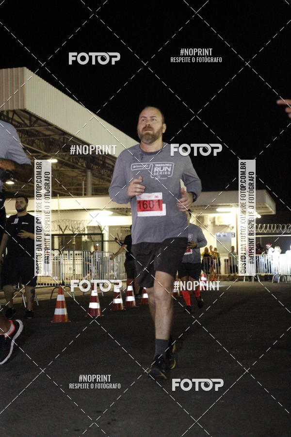 Achetez vos photos de l'vnementSANTANDER TRACK&FIELD RUN SERIES BH Airport sur Fotop