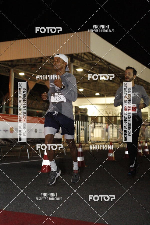 Compra tus fotos del eventoSANTANDER TRACK&FIELD RUN SERIES BH Airport En Fotop