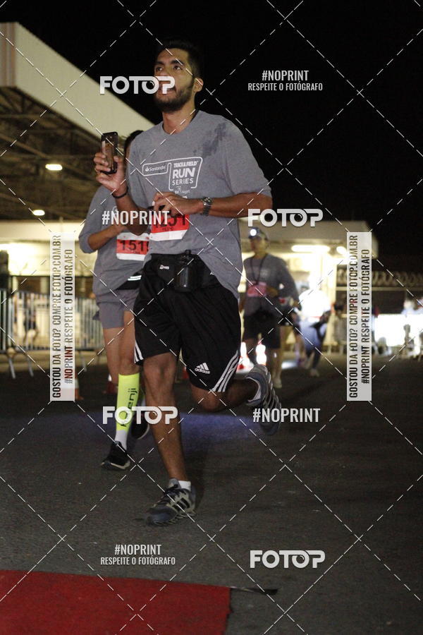 Compra tus fotos del eventoSANTANDER TRACK&FIELD RUN SERIES BH Airport En Fotop