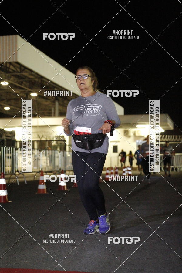 Achetez vos photos de l'vnementSANTANDER TRACK&FIELD RUN SERIES BH Airport sur Fotop