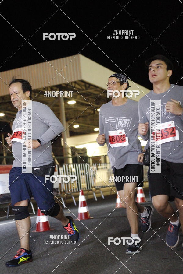 Achetez vos photos de l'vnementSANTANDER TRACK&FIELD RUN SERIES BH Airport sur Fotop