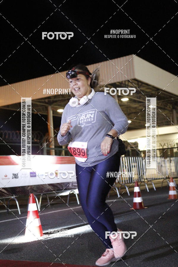 Compra tus fotos del eventoSANTANDER TRACK&FIELD RUN SERIES BH Airport En Fotop