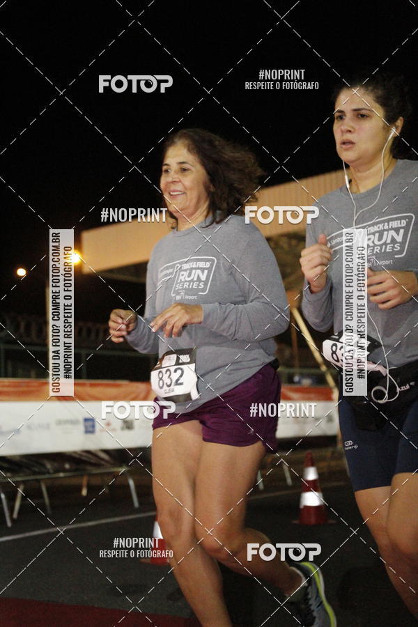 Acquista le foto dell'eventoSANTANDER TRACK&FIELD RUN SERIES BH Airport in Fotop