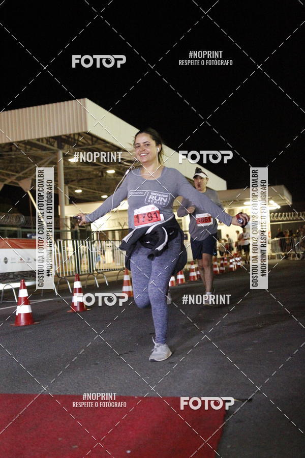 Achetez vos photos de l'vnementSANTANDER TRACK&FIELD RUN SERIES BH Airport sur Fotop