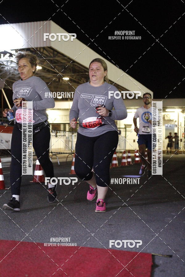 Achetez vos photos de l'vnementSANTANDER TRACK&FIELD RUN SERIES BH Airport sur Fotop