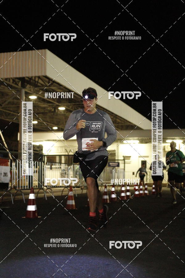 Compra tus fotos del eventoSANTANDER TRACK&FIELD RUN SERIES BH Airport En Fotop