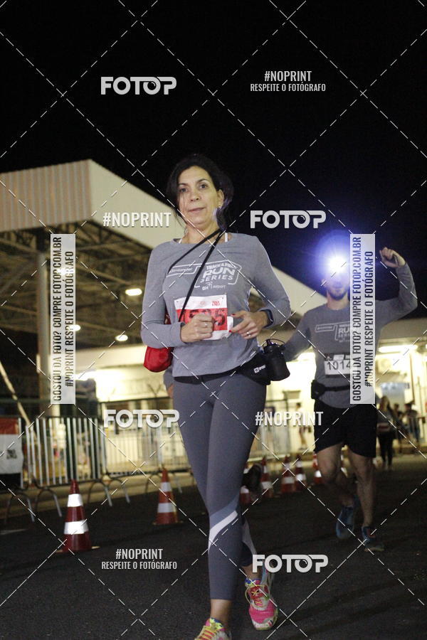 Compra tus fotos del eventoSANTANDER TRACK&FIELD RUN SERIES BH Airport En Fotop