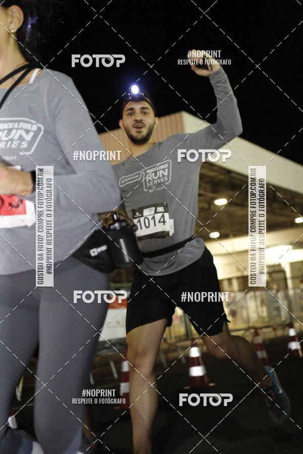 Compra tus fotos del eventoSANTANDER TRACK&FIELD RUN SERIES BH Airport En Fotop