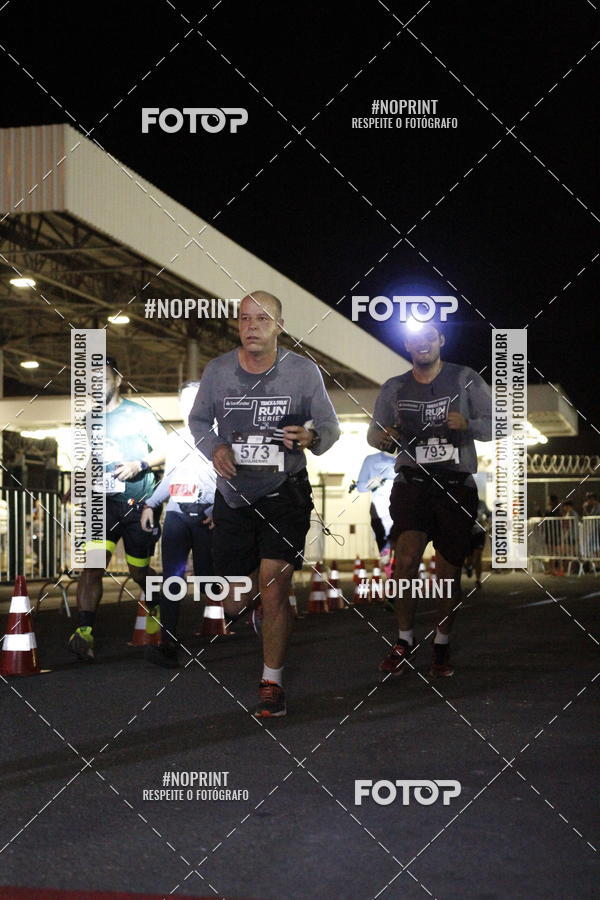 Compra tus fotos del eventoSANTANDER TRACK&FIELD RUN SERIES BH Airport En Fotop