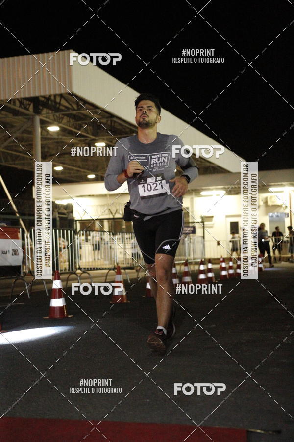 Compra tus fotos del eventoSANTANDER TRACK&FIELD RUN SERIES BH Airport En Fotop