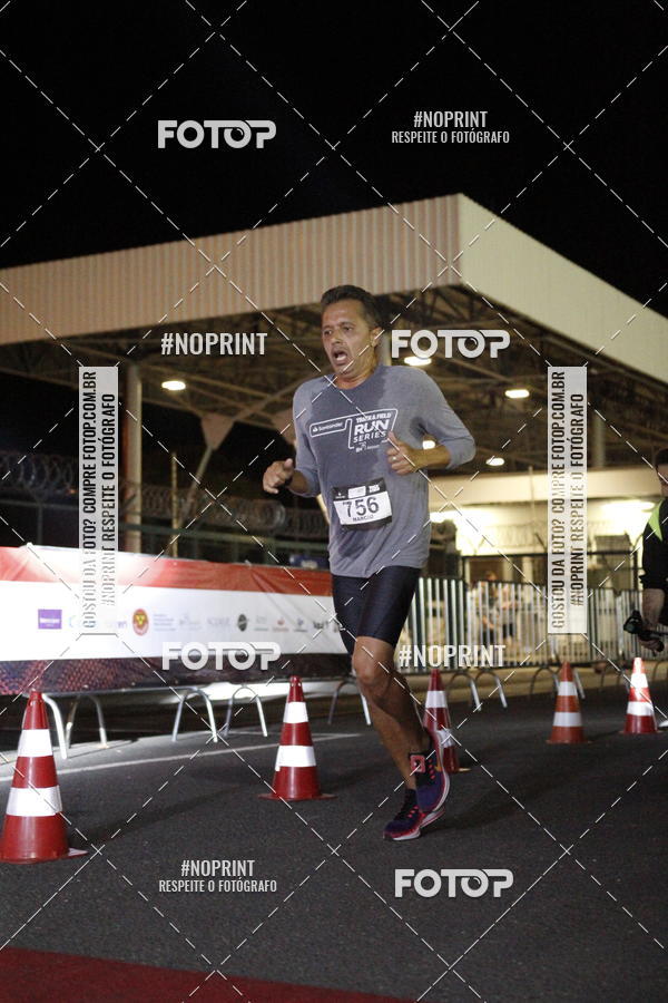 Compra tus fotos del eventoSANTANDER TRACK&FIELD RUN SERIES BH Airport En Fotop