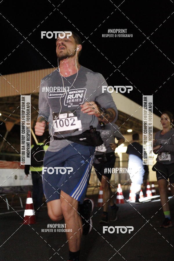 Compra tus fotos del eventoSANTANDER TRACK&FIELD RUN SERIES BH Airport En Fotop