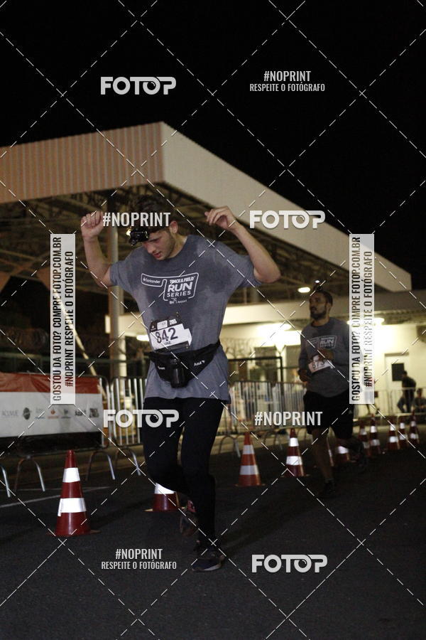 Acquista le foto dell'eventoSANTANDER TRACK&FIELD RUN SERIES BH Airport in Fotop