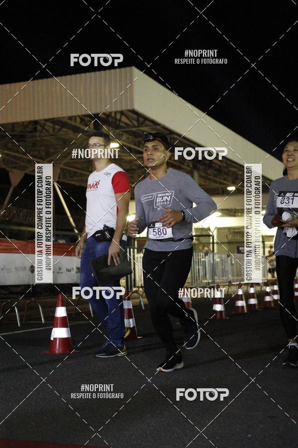 Achetez vos photos de l'vnementSANTANDER TRACK&FIELD RUN SERIES BH Airport sur Fotop