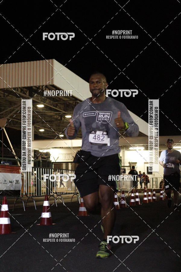 Achetez vos photos de l'vnementSANTANDER TRACK&FIELD RUN SERIES BH Airport sur Fotop