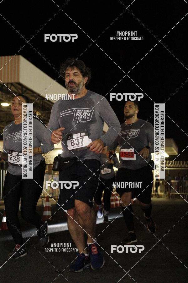 Buy your photos of the eventSANTANDER TRACK&FIELD RUN SERIES BH Airport on Fotop