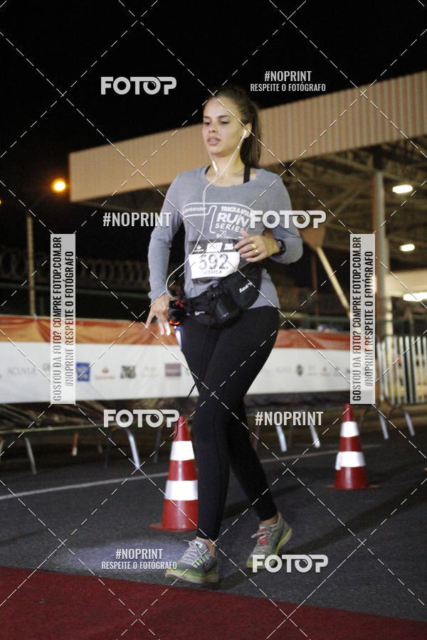 Compra tus fotos del eventoSANTANDER TRACK&FIELD RUN SERIES BH Airport En Fotop