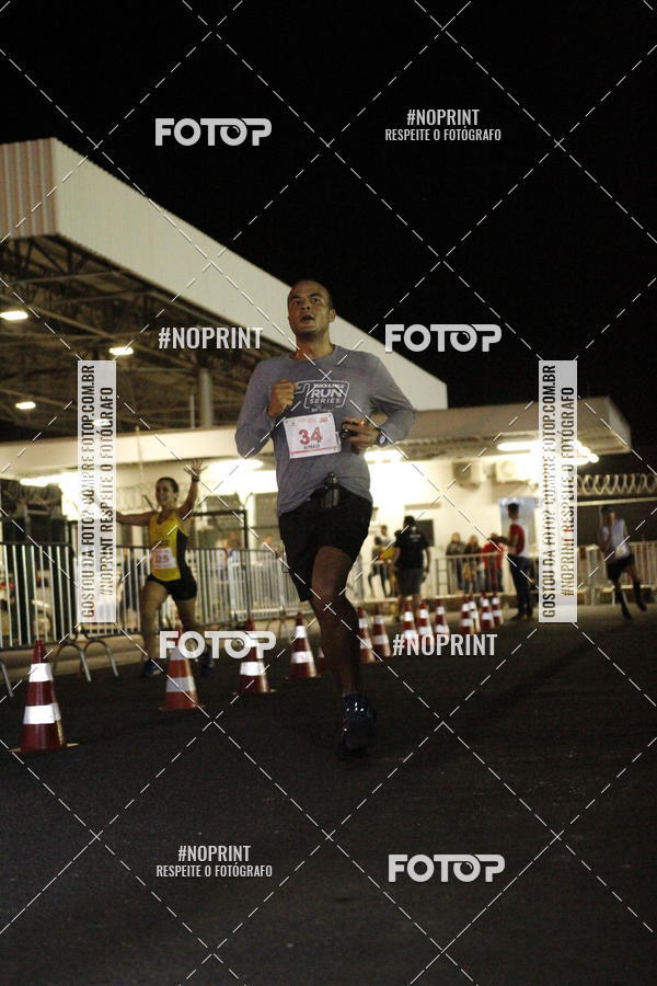 Achetez vos photos de l'vnementSANTANDER TRACK&FIELD RUN SERIES BH Airport sur Fotop