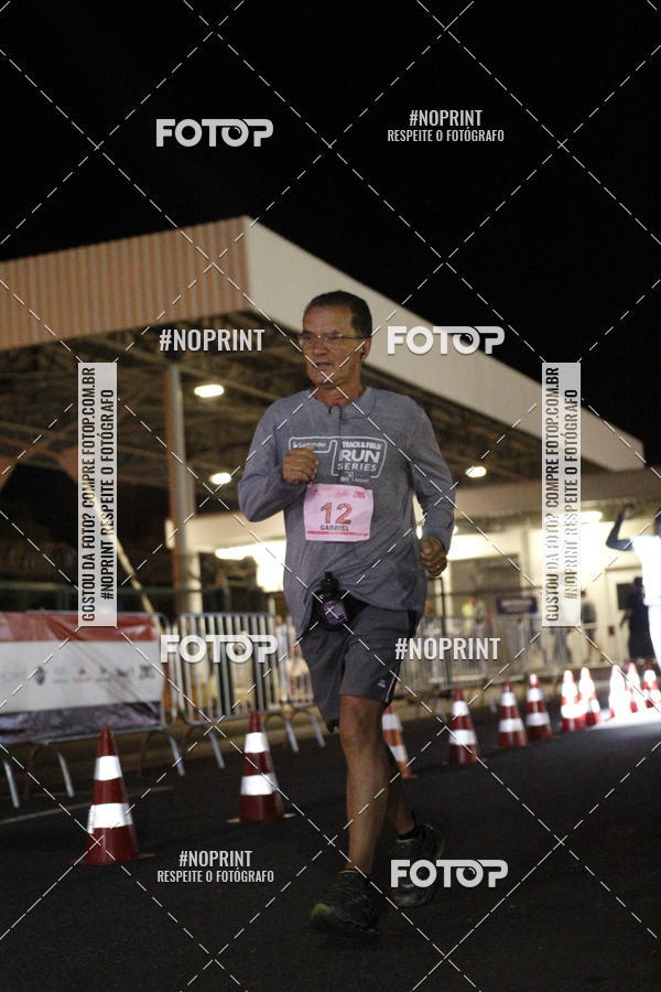 Achetez vos photos de l'vnementSANTANDER TRACK&FIELD RUN SERIES BH Airport sur Fotop